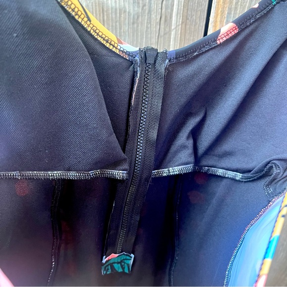 Body Glove Colorful Patterned One Piece Swimsuit - Picture 6 of 7